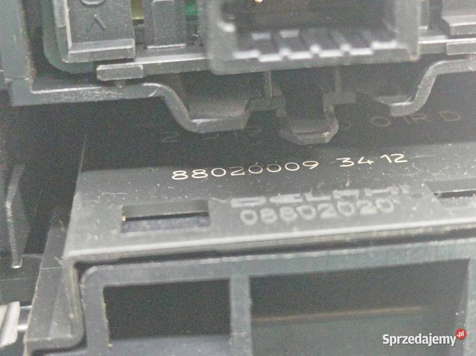 PRZEŁĄCZNIK ŚWIATEŁ ESP Renault Scenic III 2009 Rok produkcji 2012