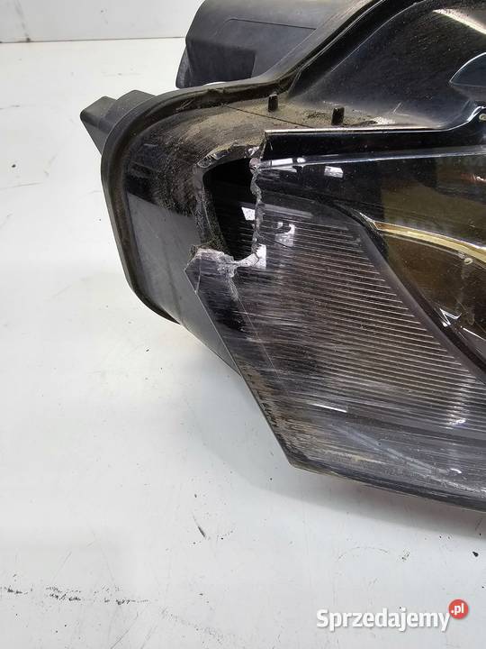 REFLEKTOR XENON LED KOMPLTNY PRAWY AUDI A4 B8 osobowe Przystajń