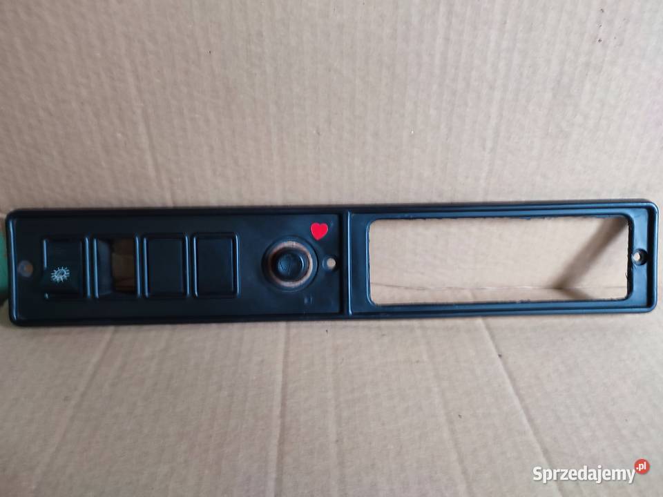 Fiat 126p panel deski konsola radia Zduny sprzedam