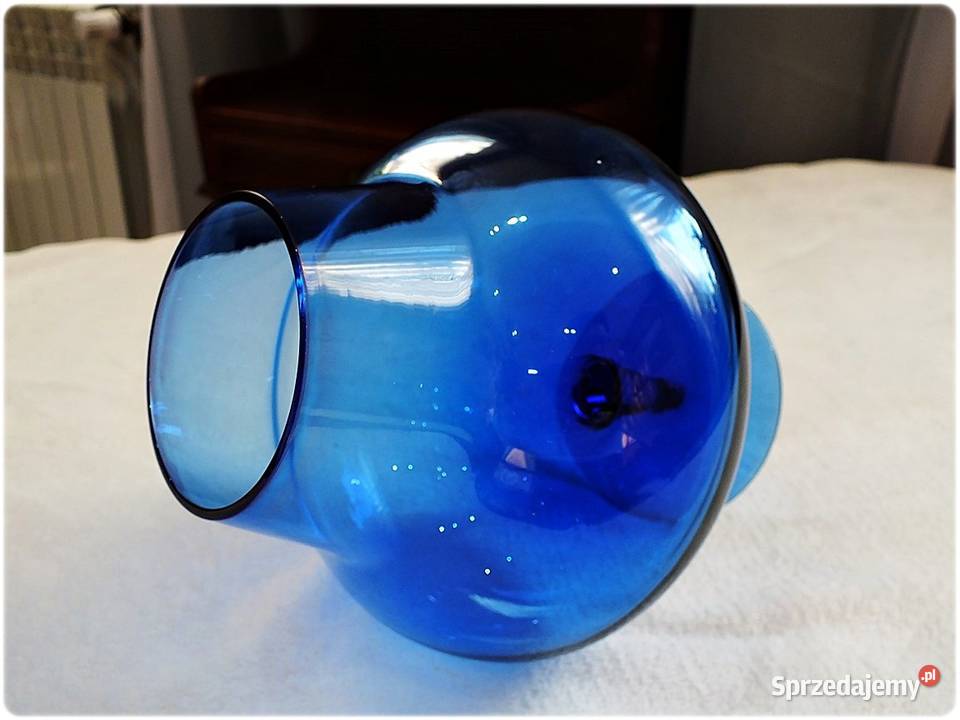 Wazon Kielich dmuchane niebieskie szkło Porcelana i szkło Żary sprzedam