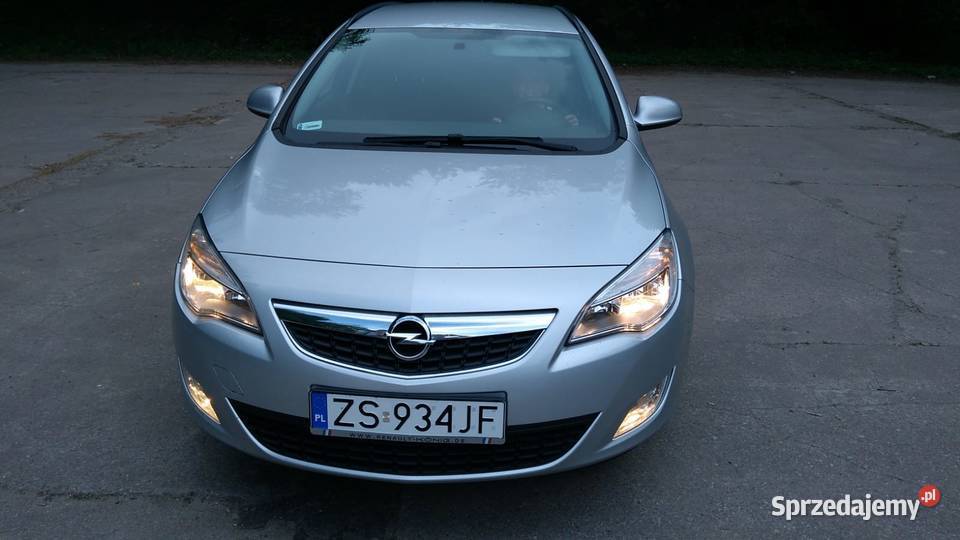 Opel Astra j 1,7 cdti sports tourer 2012r