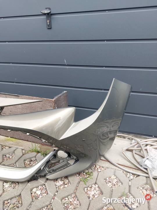 ZDERZAK PRZÓD PRZEDNI TOYOTA COROLLA E21 osobowe Wejherowo sprzedam