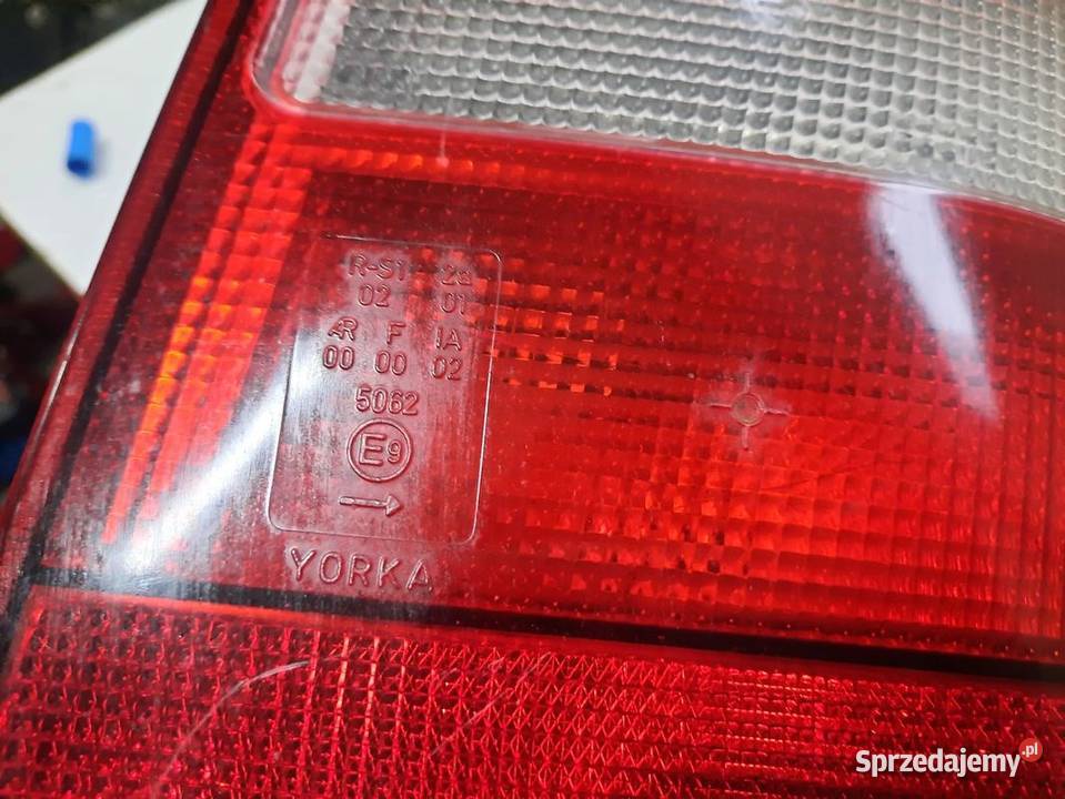 312G MERCEDES VITO W638 LAMPA LEWA PRAWA TYLNA osobowe Włoszczowa