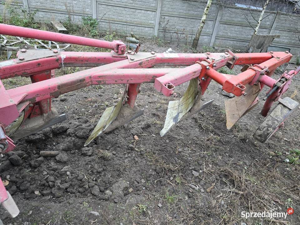 Pług 31 4 skibowy unia Grudziądz Mirów Nowy