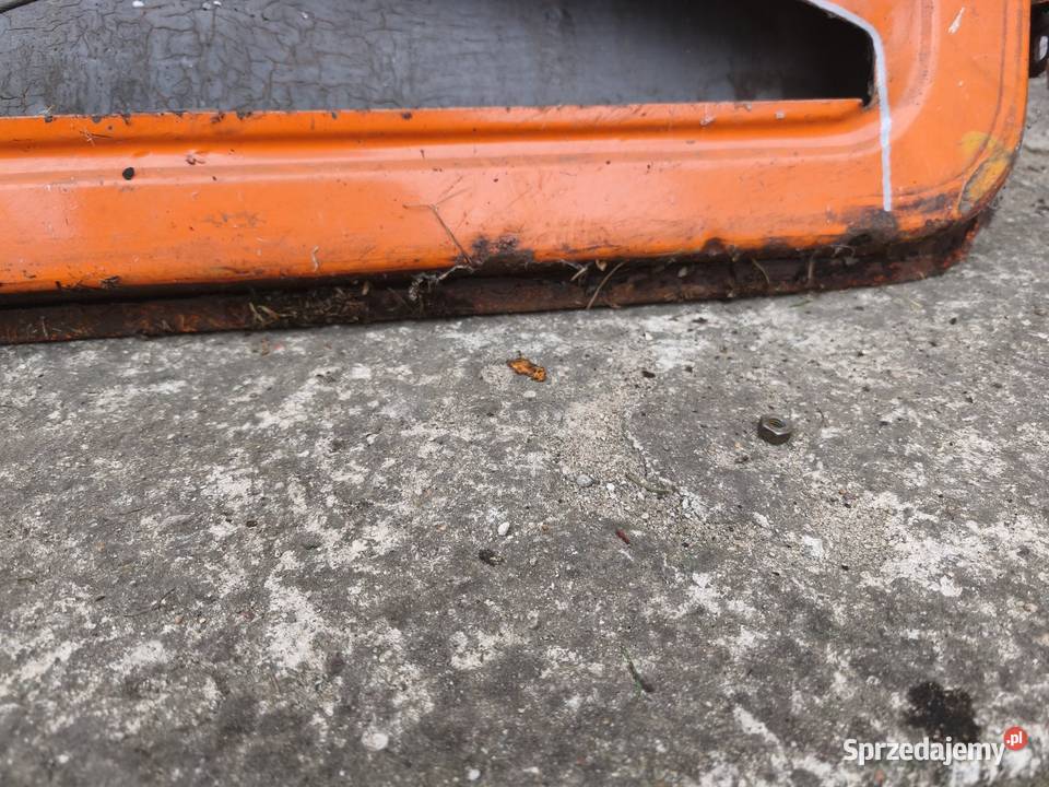 Fiat 126p st drzwi osobowe Wartkowice