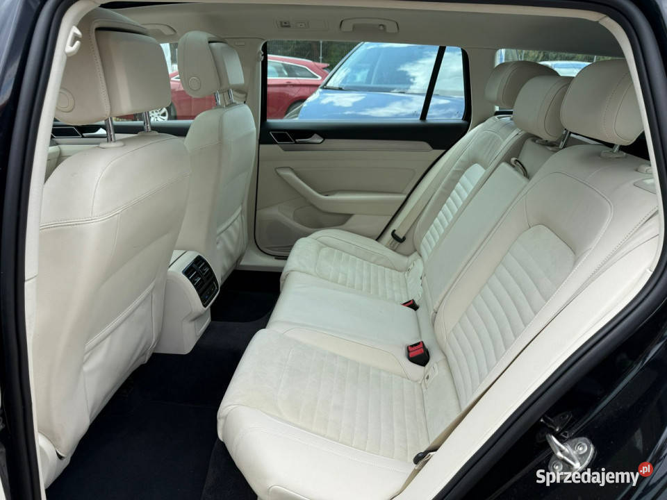 Volkswagen Passat 150 Highline Navi Panorama PDC ogranicznik prędkości Przeźmierowo sprzedam