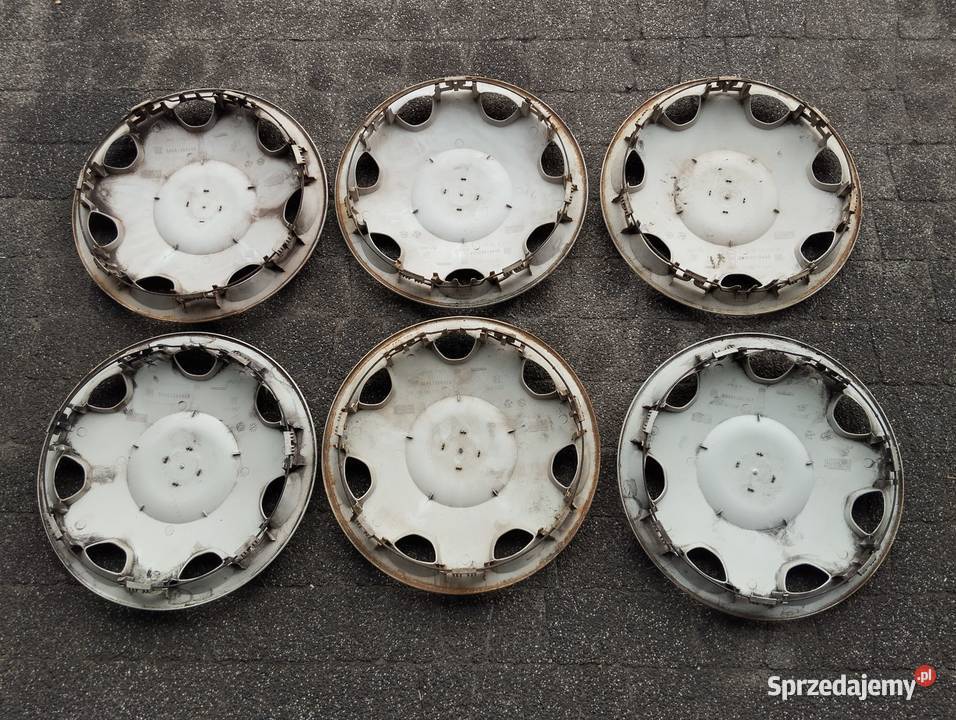 Kołpak Opel 13 90576180HF sztukę Corsa Astra Opony i felgi Kamieniec sprzedam