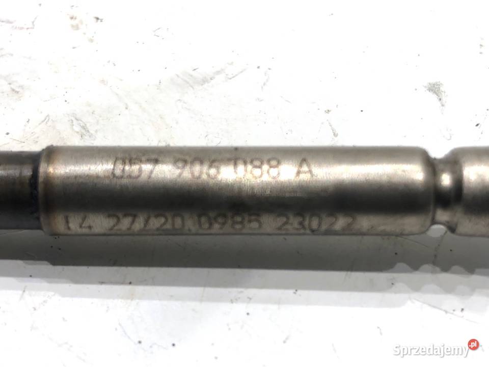 CZUJNIK TEMPERATURY SPALIN AUDI A8 D4 057906088A