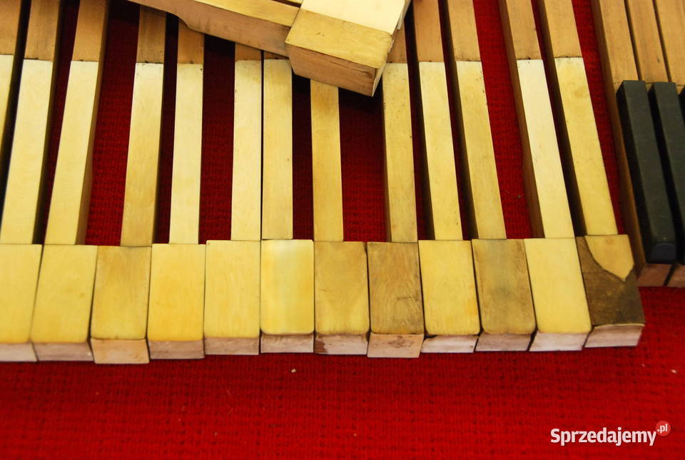 54 Stare klawisze fortepianu klawiatura pianina