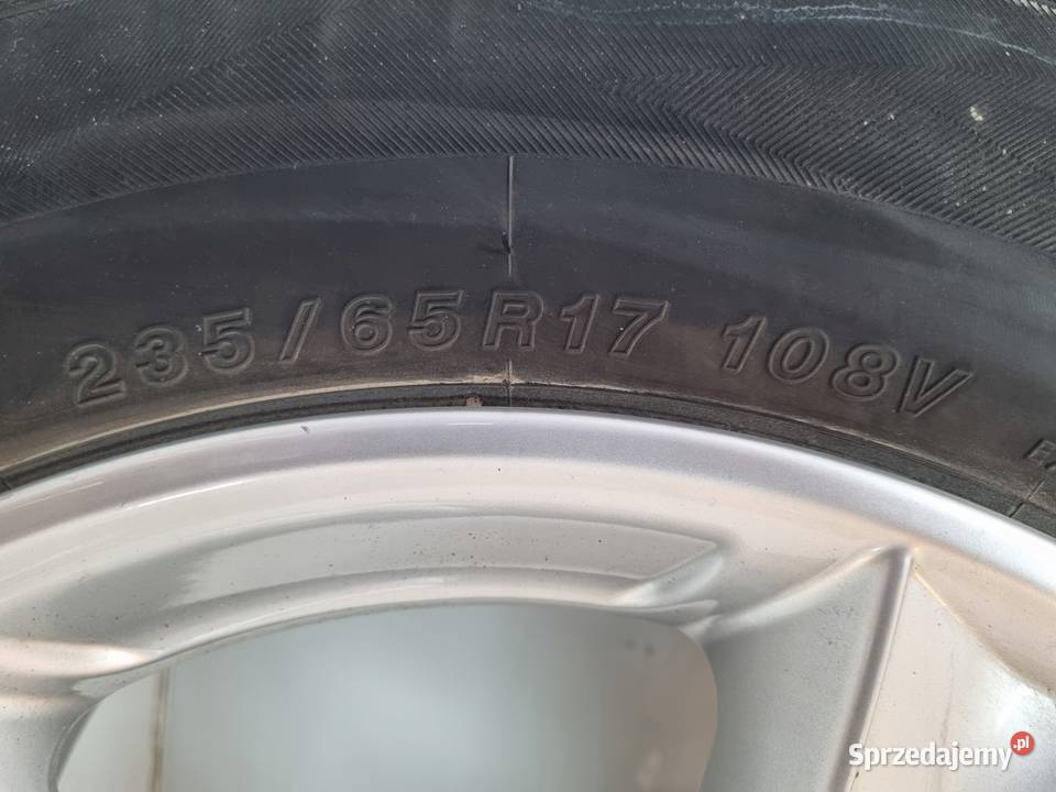 FELGA ALUMINIOWA EtaBeta Tettsut opona 23565 R17 Chełm