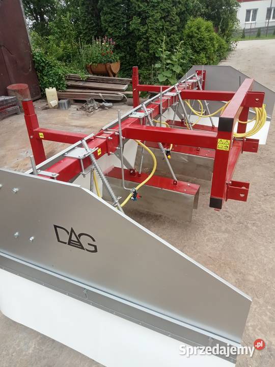 Pielnik herbicydowy 4 rzędowy nieuszkodzony