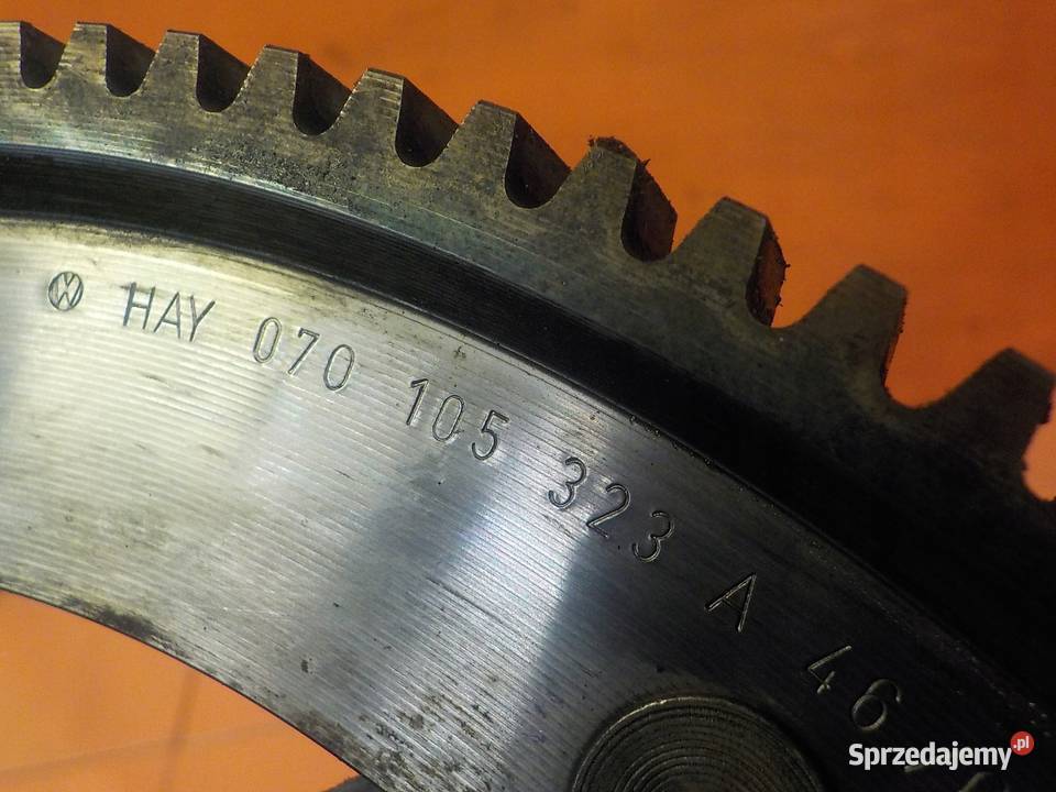 VW TOUAREG 25 TDI 07r 174 BAC kolo zamachowe AUT osobowe