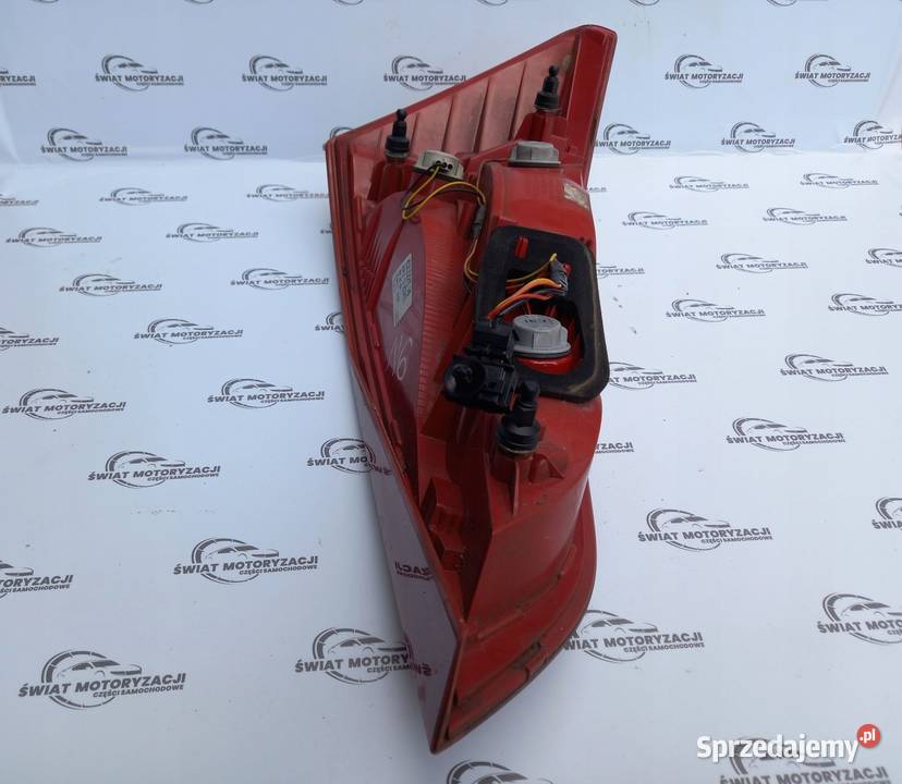 OPEL MERIVA B 10r lampa prawa tył 8R0945094 Lampy tylne Kielce