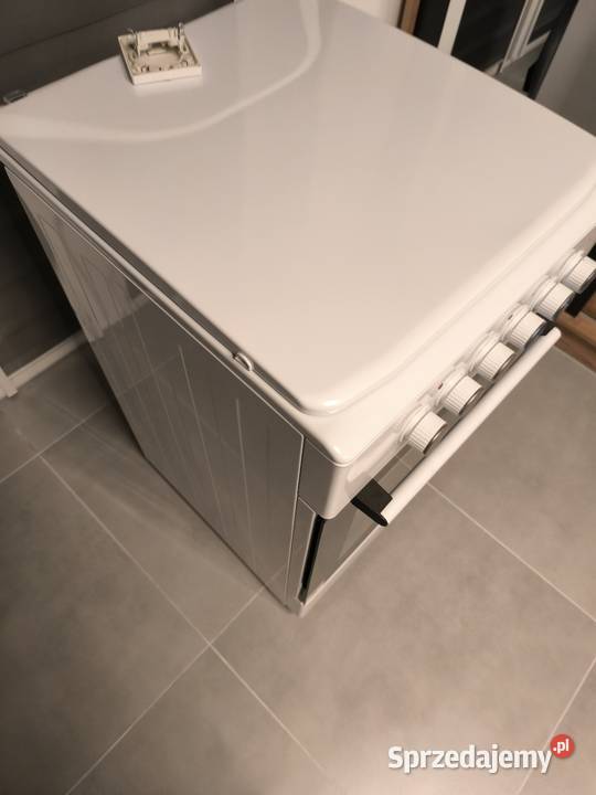 Kuchenka elektryczna z piekarnikiem MPM Białystok