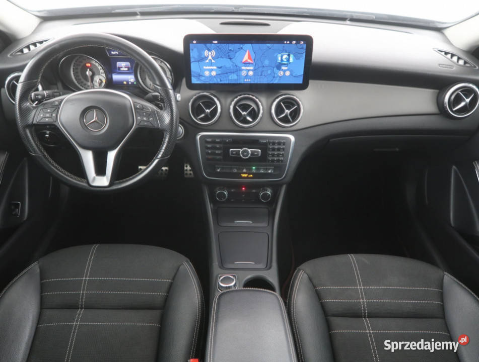 Mercedes GLA GLA 200 czujnik parkowania Bielany Wrocławskie