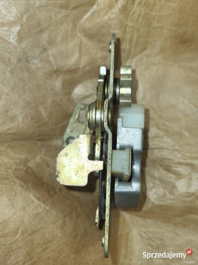 Barkas B 1000 Nowy zamek drzwi prawych z ryglem Piaseczno