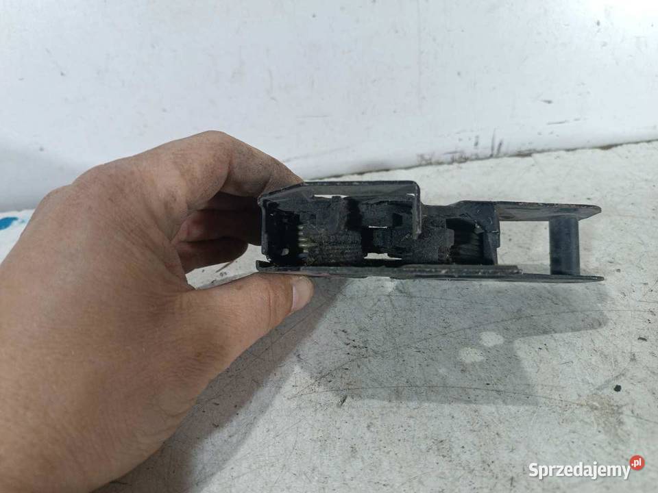 ZAMEK MASKI SEAT TOLEDO III 5P0823509E sprzedam