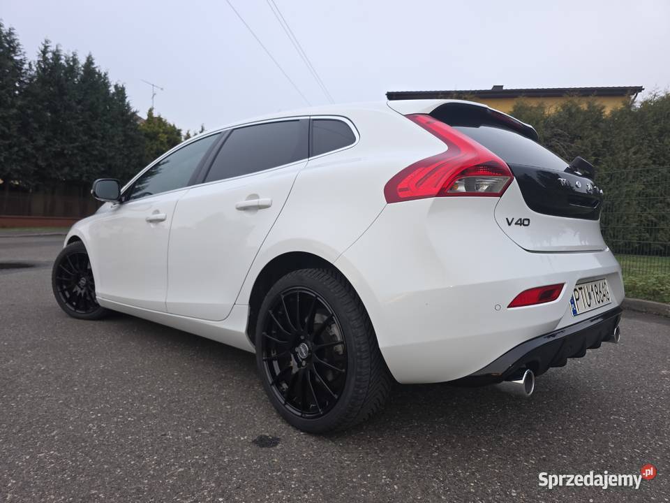 Volvo V40 R Design D4 190KM