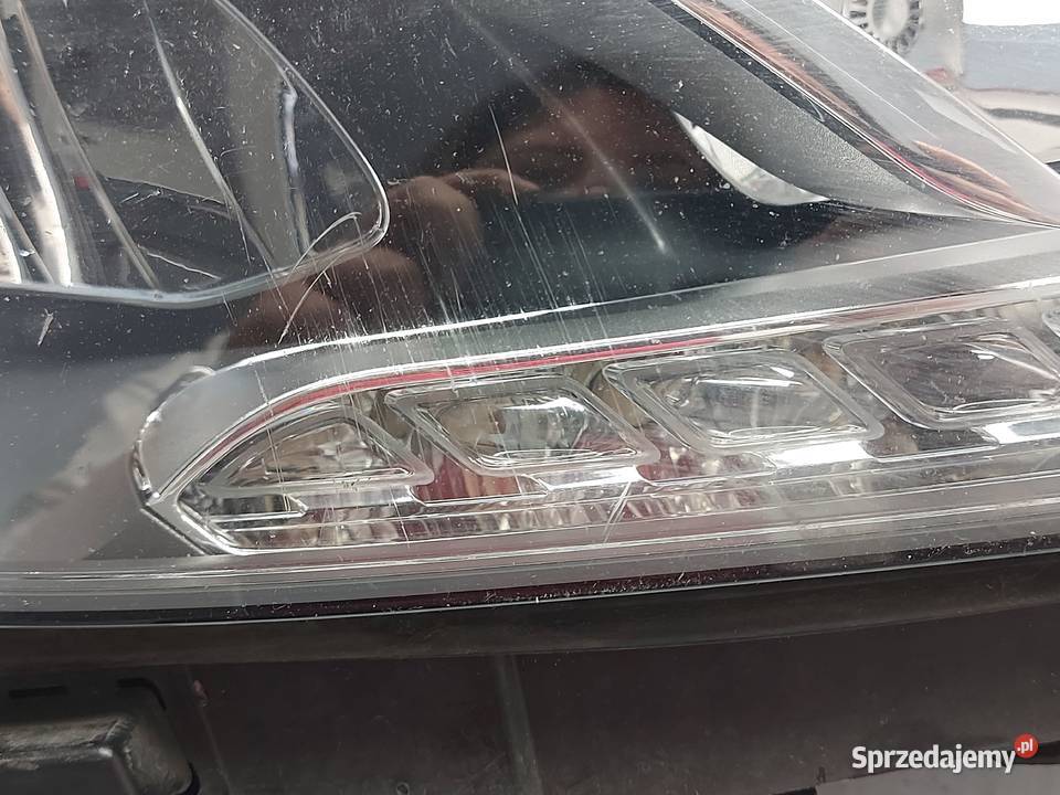 MERCEDES E KLASA W212 LIFT lampa prawa przód LED