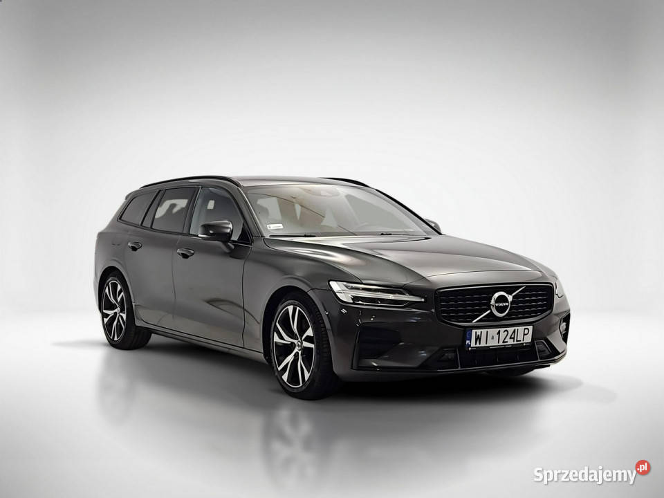 Volvo V60 B4 D Plus Dark aut Z Polskiego Salonu Warszawa