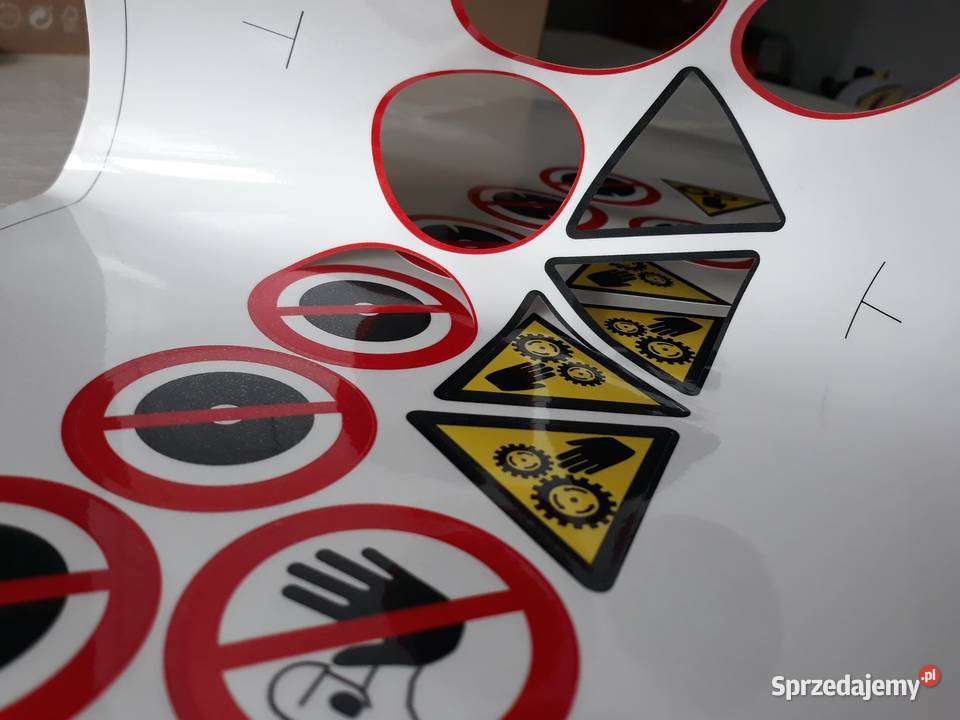 Naklejki na maszyny rolnicze Pleszew