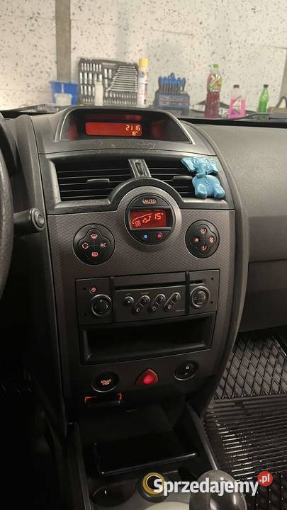 RENAULT MEGANE 2 benzyna