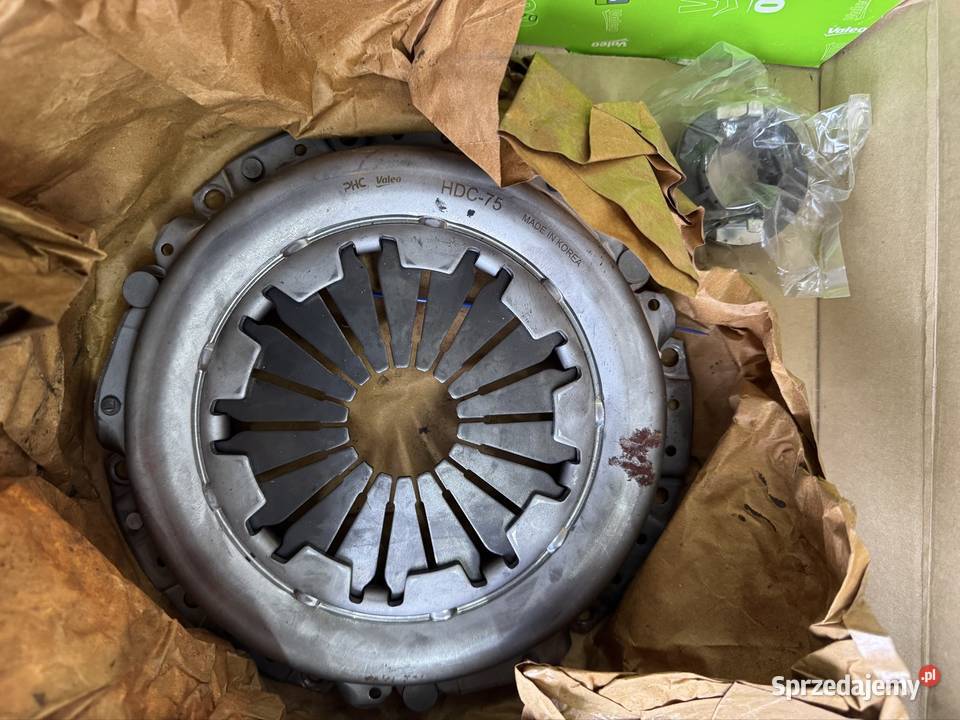 Zestaw sprzęgła Valeo 826995 Łomża sprzedam