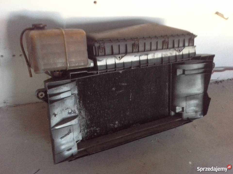 Mercedes 609 709 chłodnica wody zbiornik tunel chłodnice sprzedam