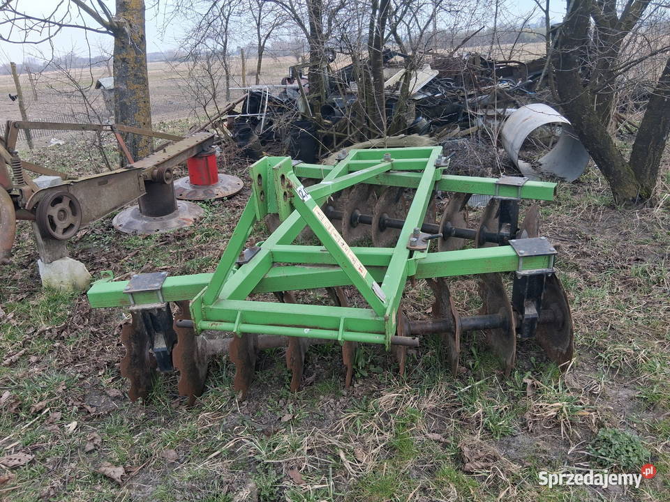 Sprzedam talerzówkę Pozostałe Cyców