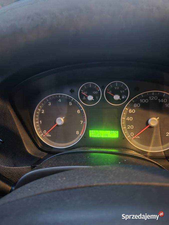 Ford focus II 16 benzyna elektryczne lusterka lubelskie Radzyń Podlaski sprzedam