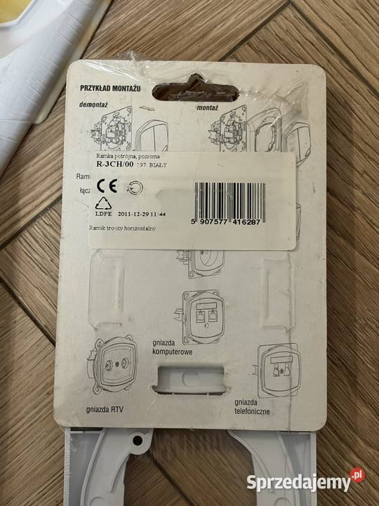 ZESTAW 4 SZTUK Ramka potrójna pozioma