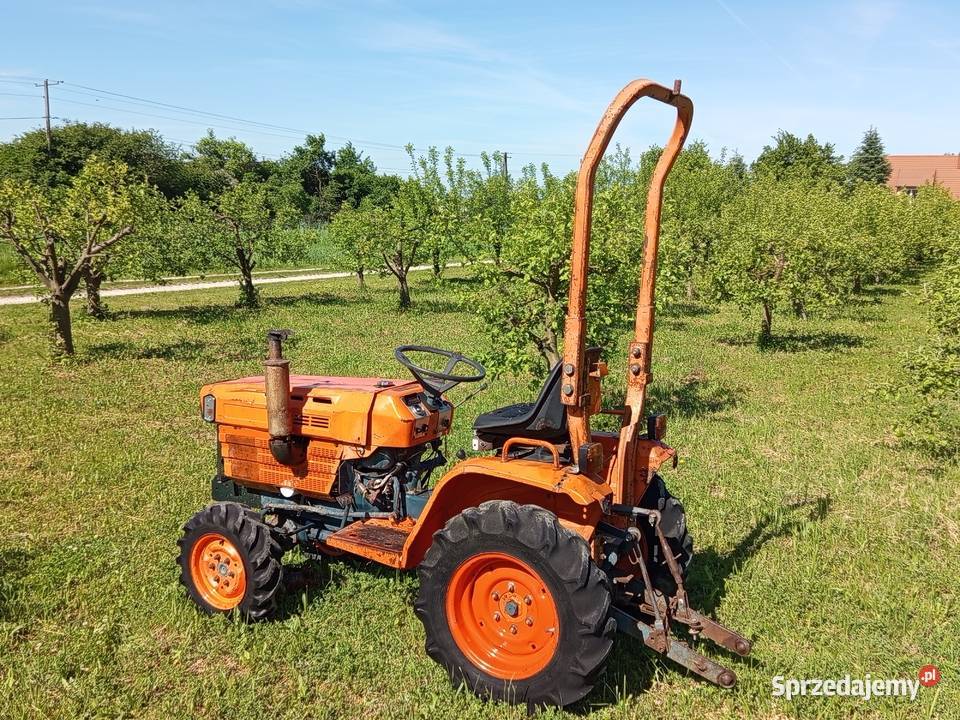 Traktorek Kubota 4x4 3 Cylindrowy Komplet