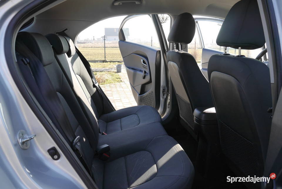 Kia Rio 2014 Polski salon 12 benzyna 121 autoalarm Słomniki