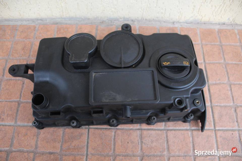 POKRYWA ZAWORÓW VW PASSAT B6 20 TDI 03G103469L