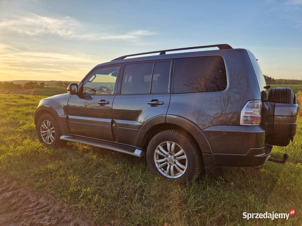 Mitsubishi Pajero IV 32 DID napęd 4x4 pomorskie