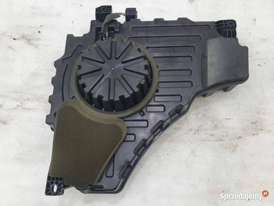 GŁOŚNIK SUBWOOFER JEEP GAND CHEROKEE WK2 Części samochodowe