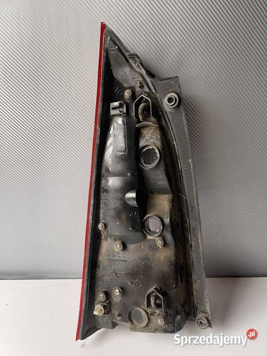 MAZDA PREMACY PRAWA LAMPA TYŁ osobowe Lampy tylne