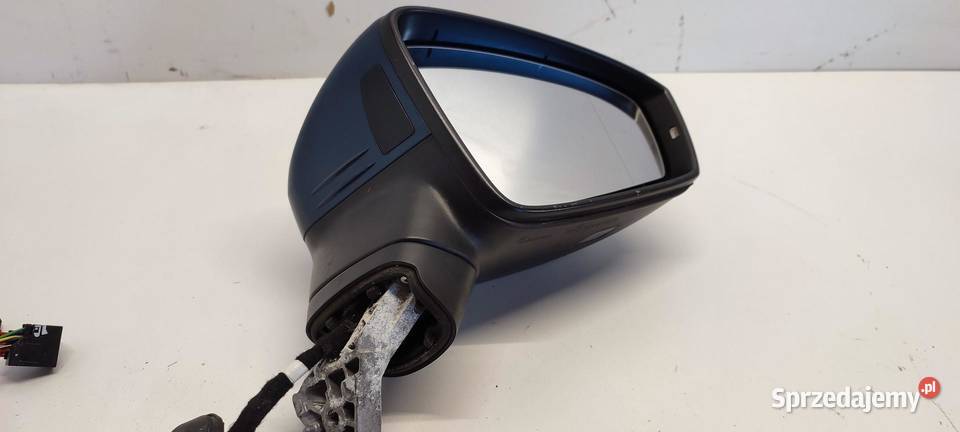 VW TIGUAN II LUSTERKO PRAWE 92PIN LP5J