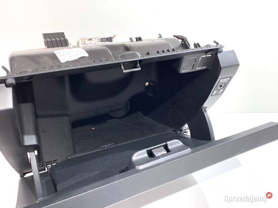 SCHOWEK PASAŻERA SKODA FABIA III Hatchback podkarpackie