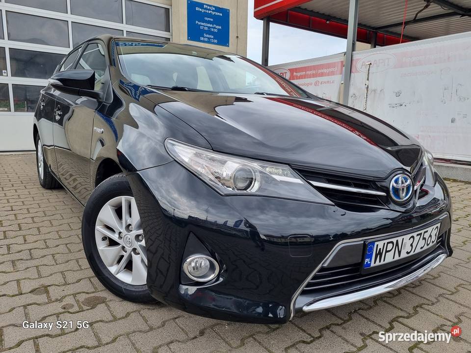 Toyota Auris II HYBRYDA 18 136 alufelgi kurtyny powietrzne sprzedam