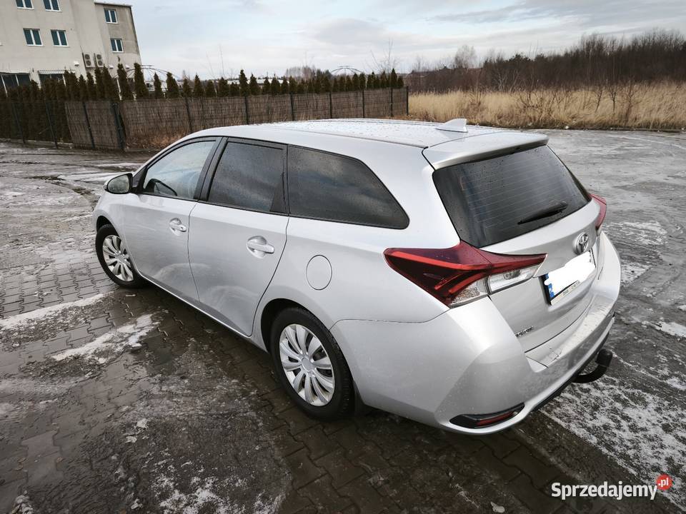 Toyota Auris 2016 16 LPG Częstochowa