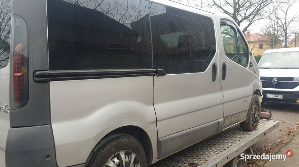 Trafic 20 benzyna Van / Minibus