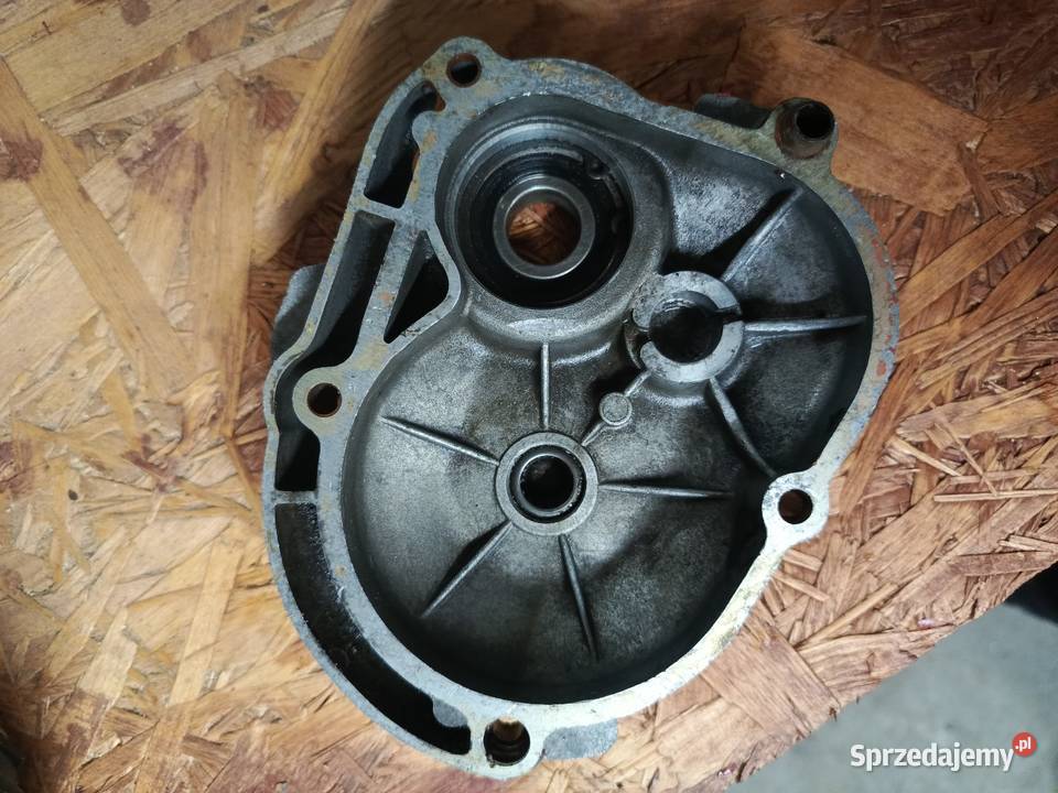 Pokrywa Przekładni Dekiel Piaggio Gilera Vespa Pokrywy i osłony silnika podkarpackie Jasło sprzedam