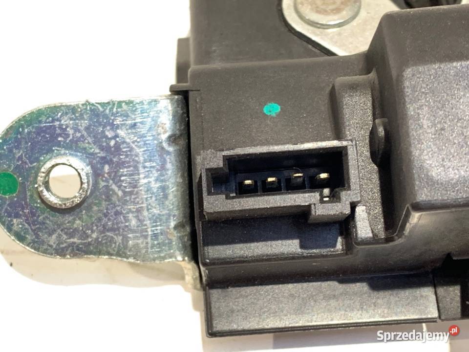 ZAMEK KLAPY TYŁ OPEL CORSA D Hatchback 13317445 osobowe podkarpackie