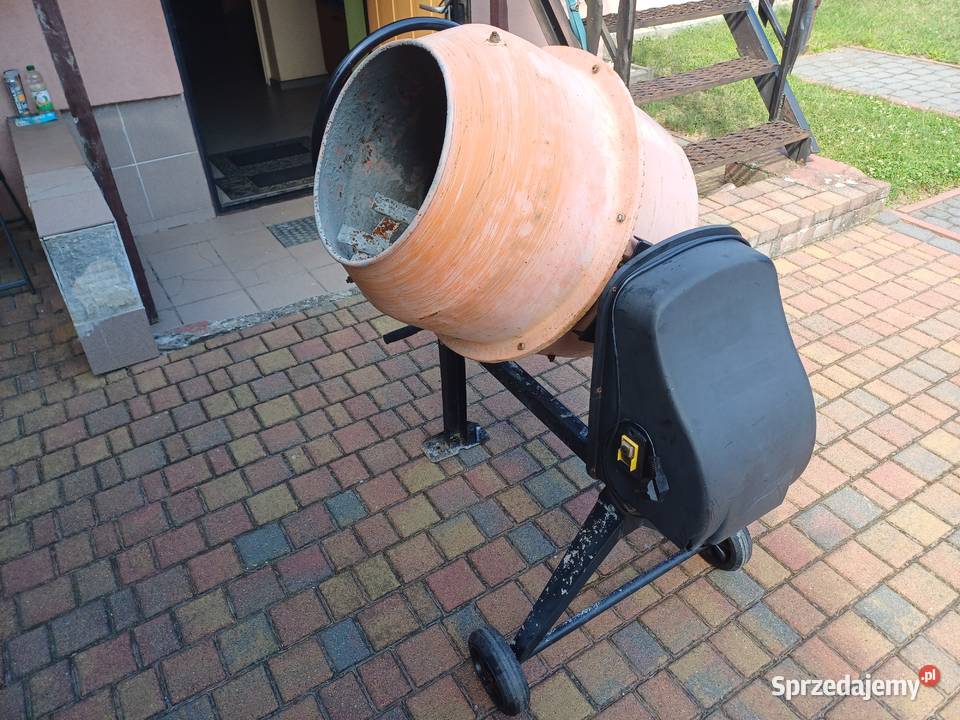 Wynajem betoniarki Buk 120 L na gniazdko 230V