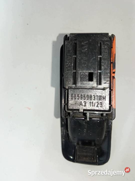 PRZEŁĄCZNIK KLAPY BAGAŻNIKA KOMPLET 565959831WH sprzedam