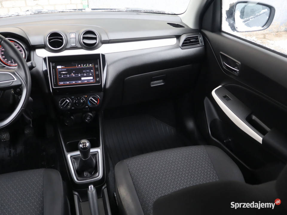 Suzuki Swift 12 SHVS benzyna Katowice