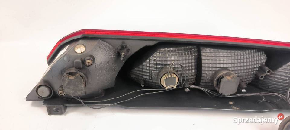 LAMPA PRAWA TYŁ FORD TRANSIT CONNECT II osobowe Lipno