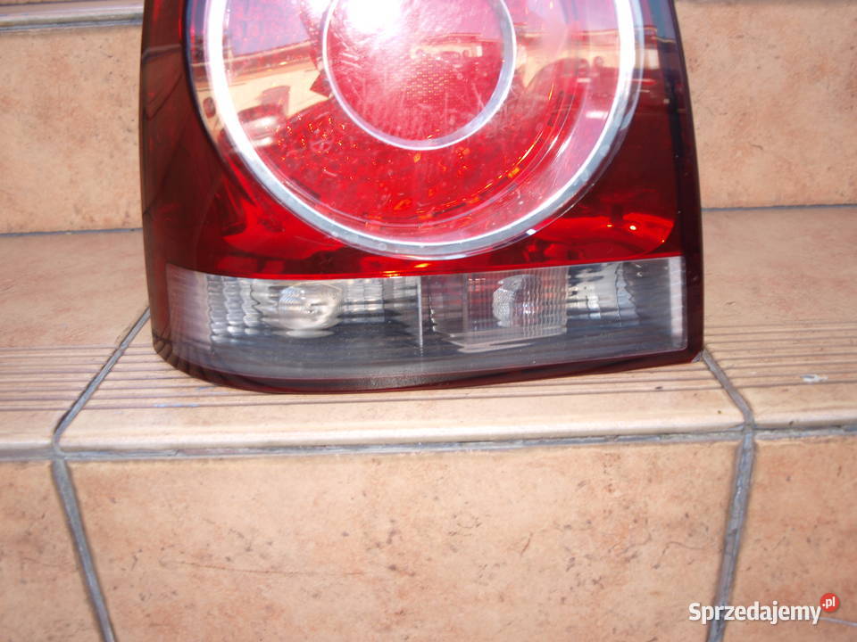 VW Polo lampa lewa tył 35 drzwi 2005 2009r Lewe sprzedam