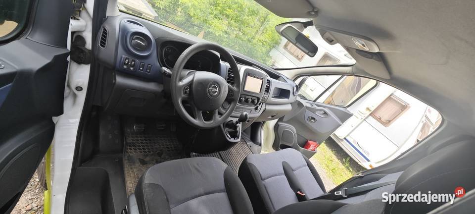 Opel Vivaro 16cdti 2015r przyzwoity klima Kraków